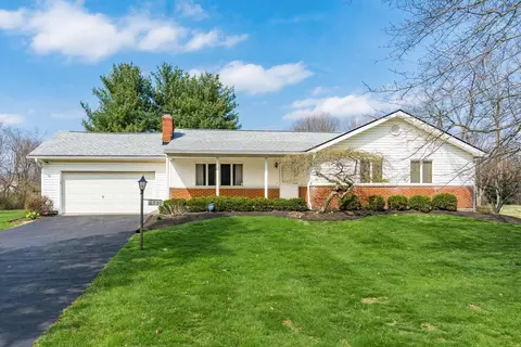 6750 Rovilla Rd, Blacklick, OH 43004