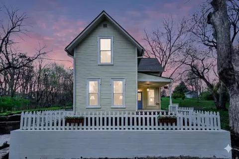 1490 Stratford Rd, Delaware, OH 43015