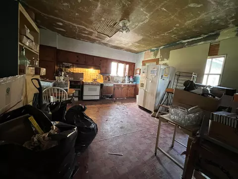 Kitchen - 6192 Troy Rd, Springfield, OH 45502 photo 1 of 1