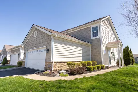 5740 Albany Reserve Dr, Westerville, OH 43081