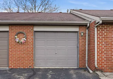 Exterior - 3972 Covington Dr, Springfield, OH 45503 photo 7 of 12