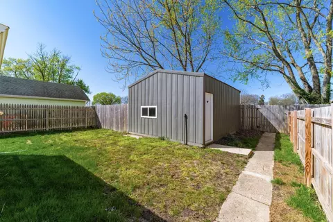 Exterior - 158 Hayward St, Circleville, OH 43113 photo 9 of 13