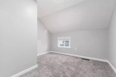 Bedroom - 158 Hayward St, Circleville, OH 43113 photo 2 of 2