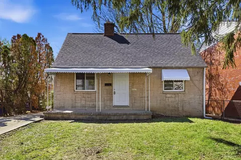 2227 Homestead Dr, Columbus, OH 43211