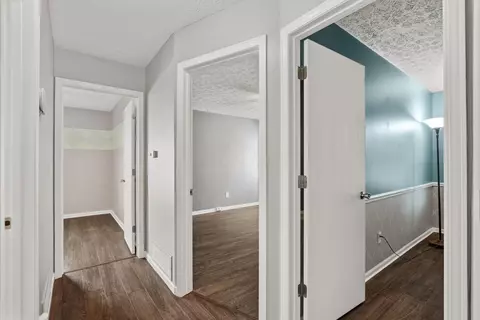Entry Way - 1120 Devlin Ct, Columbus, OH 43228 photo 3 of 3