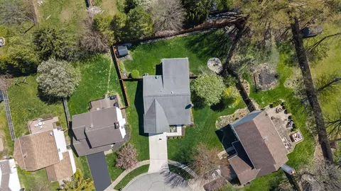 View/Area - 1120 Devlin Ct, Columbus, OH 43228 photo 2 of 13