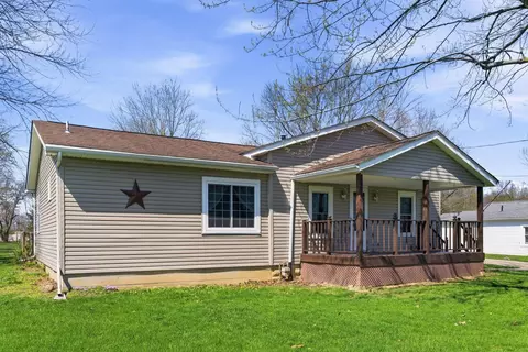 Exterior - 2113 Smeltzer Rd, Marion, OH 43302 photo 2 of 7
