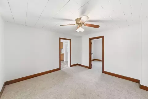 Living - 2113 Smeltzer Rd, Marion, OH 43302 photo 5 of 6