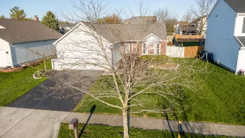 View/Area - 1034 Crossbrook Blvd, Galloway, OH 43119 photo 1 of 11