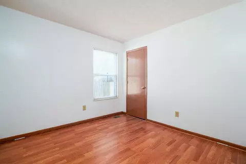 Bedroom - 1034 Crossbrook Blvd, Galloway, OH 43119 photo 3 of 4
