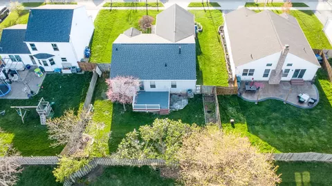 View/Area - 1034 Crossbrook Blvd, Galloway, OH 43119 photo 7 of 11