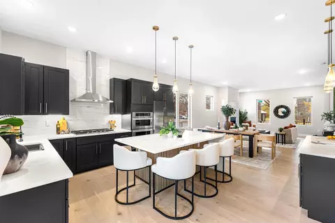 338 S Ohio Ave, Columbus, OH 43205