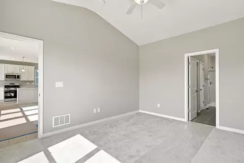 Bedroom - 1593 Kenneth Dr, Delaware, OH 43015 photo 7 of 7