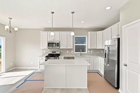 Kitchen - 1593 Kenneth Dr, Delaware, OH 43015 photo 1 of 4