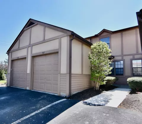 705 Keys View Ct #67, Columbus, OH 43085