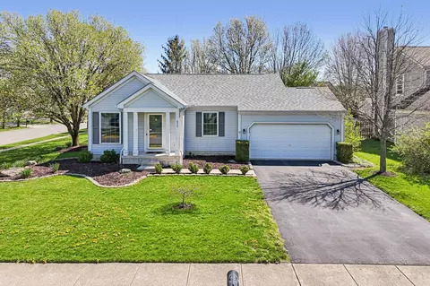 830 Parade Pl, Galloway, OH 43119
