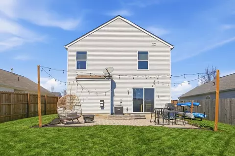 Exterior - 6101 Jolliff St, Galloway, OH 43119 photo 3 of 11