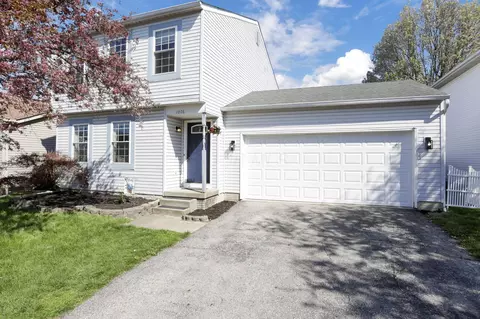 1076 Rendezvous Ln, Columbus, OH 43207