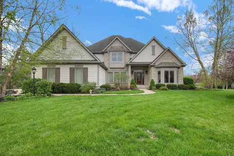 1551 Riverwood Ln, Powell, OH 43065