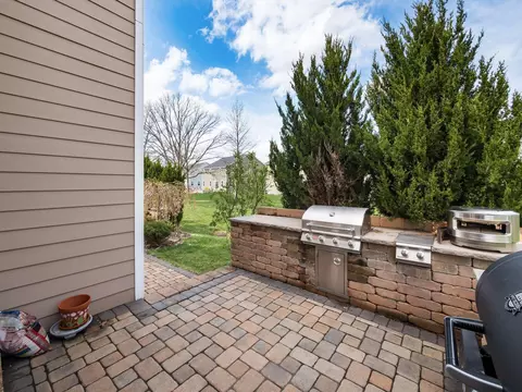 Exterior - 357 Tipperary Loop, Delaware, OH 43015 photo 5 of 18