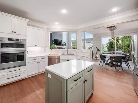 Kitchen - 357 Tipperary Loop, Delaware, OH 43015 photo 6 of 6