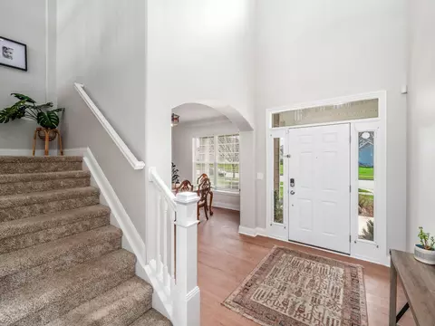 Entry Way - 357 Tipperary Loop, Delaware, OH 43015 photo 2 of 4