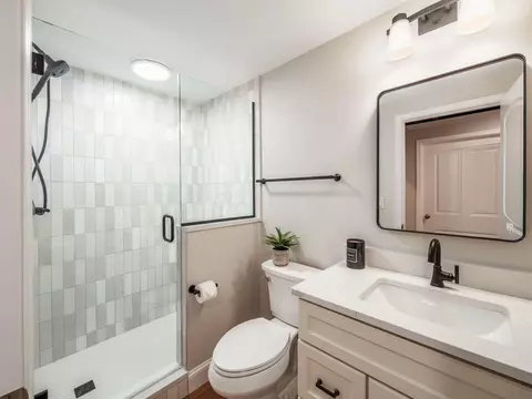 Bath - 357 Tipperary Loop, Delaware, OH 43015 photo 6 of 7