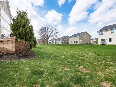 Exterior - 357 Tipperary Loop, Delaware, OH 43015 photo 18 of 18