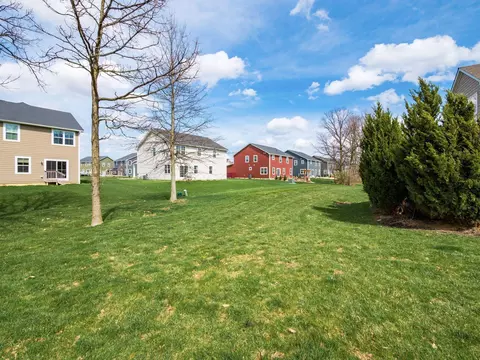 Exterior - 357 Tipperary Loop, Delaware, OH 43015 photo 14 of 18