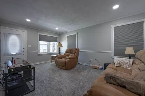 515 N Clairmont Ave, Springfield, OH 45503 photo 2