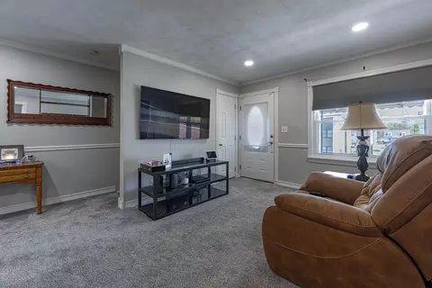 515 N Clairmont Ave, Springfield, OH 45503 photo 3