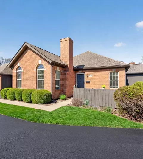 2679 Trottersway Dr, Columbus, OH 43235
