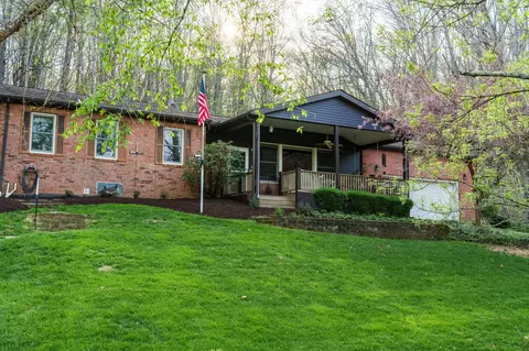 19369 Wagner Rd, Laurelville, OH 43135