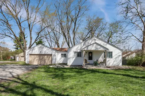 1892 Dyer Rd, Grove City, OH 43123