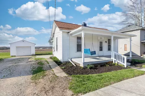 121 E Church St, Amanda, OH 43102