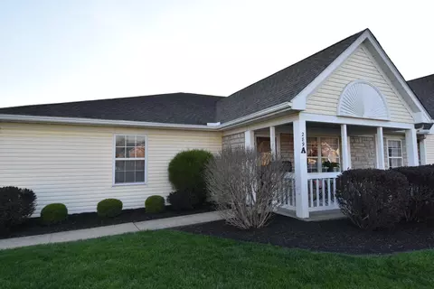 289 Goosepond Rd #A, Newark, OH 43055