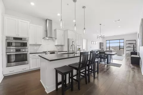 6745 Longshore St #510, Dublin, OH 43017