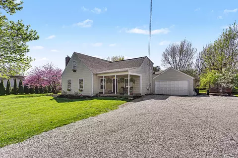 4353 Hoover Rd, Grove City, OH 43123