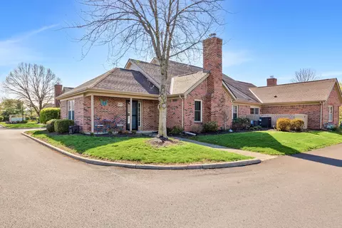 9472 Clermont Blvd, Powell, OH 43065