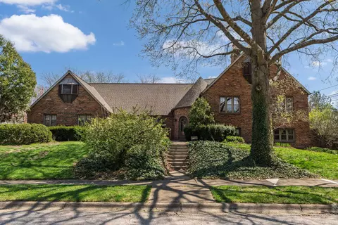 4360 Woodhall Rd, Columbus, OH 43220