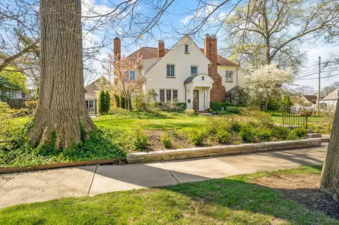 2533 Bryden Rd, Columbus, OH 43209