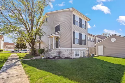 6530 Crab Apple Dr #B, Canal Winchester, OH 43110