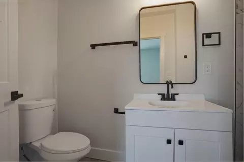 Bath - 608 E Water St, Prospect, OH 43342 photo 3 of 6