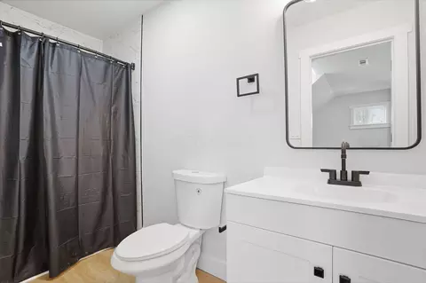 Bath - 608 E Water St, Prospect, OH 43342 photo 6 of 6