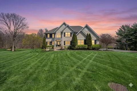 2478 Deseret Dr, Powell, OH 43065