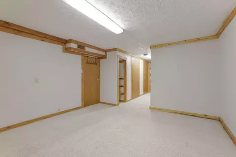 Bedroom - 1219 E Locust St, Lancaster, OH 43130 photo 2 of 2