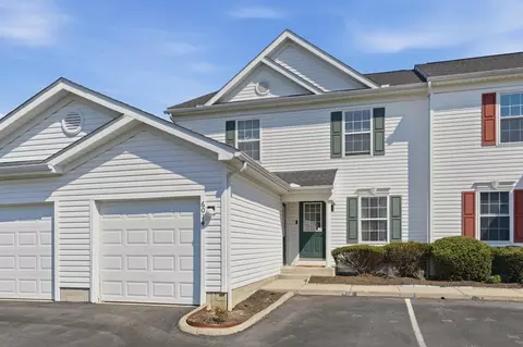 6014 Brice Park Dr #17B, Canal Winchester, OH 43110