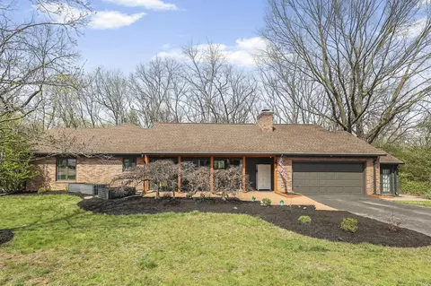 5084 Olentangy River Rd, Columbus, OH 43214