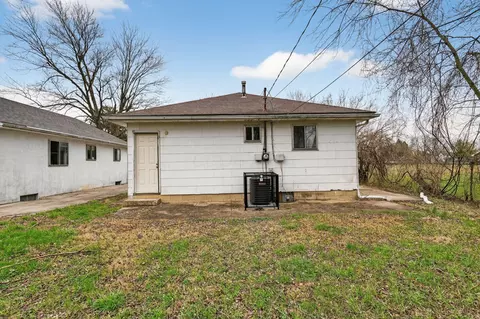Exterior - 967 Ruby Ave, Columbus, OH 43227 photo 4 of 4