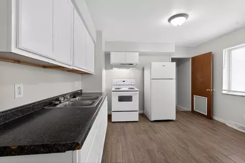 Kitchen - 967 Ruby Ave, Columbus, OH 43227 photo 1 of 2